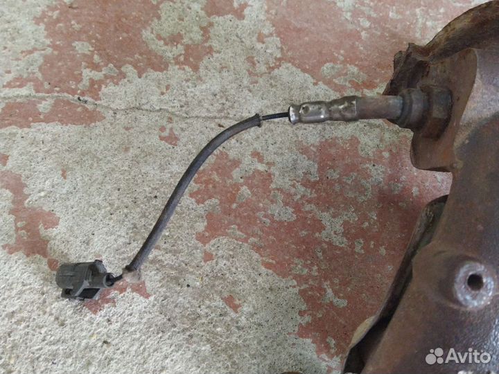 Коллектор выпускной Toyota Sprinter AE100