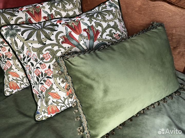 Подушка декоративная велюр и гобелен