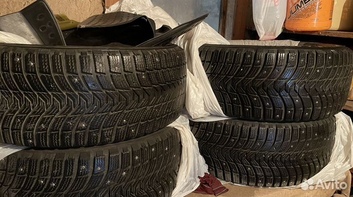 Michelin X-Ice North 3 245/45 R18 100T