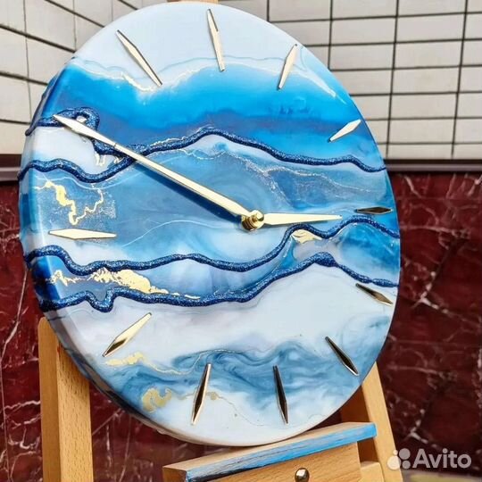 Часы, шамаиль,столы,картины из эпоксидной смолы
