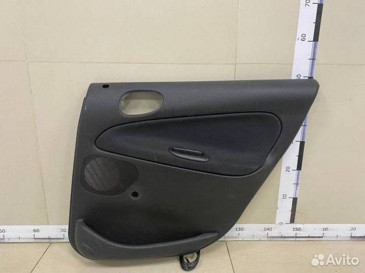 Обшивка двери задней правой Peugeot 206 1998-2012