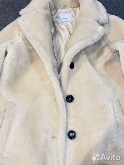 Шубка Mango S-M молочная