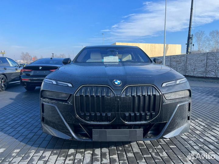 BMW 7 серия 3.0 AT, 2025, 15 км