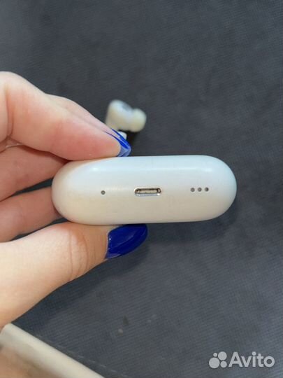 AirPods Pro 2 лайтинг кейс + левый