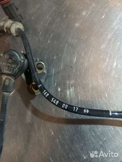 Датчик ABS передний Mercedes W168