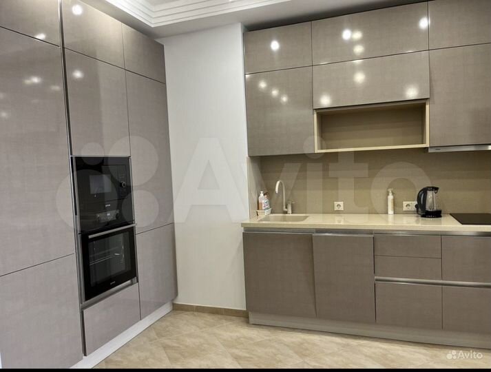 2-к. квартира, 55 м², 2/3 эт.