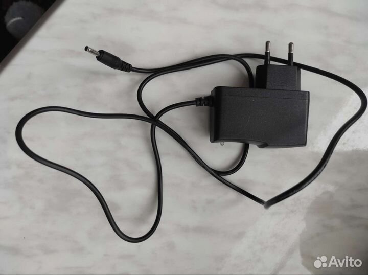 Адаптер питания новый для сетевого оборудования