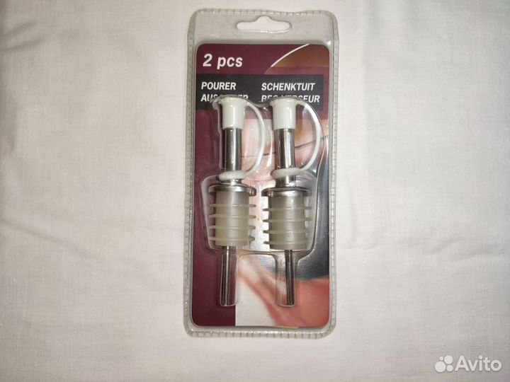 Пробки-дозаторы для бутылок (2 шт.). Новые