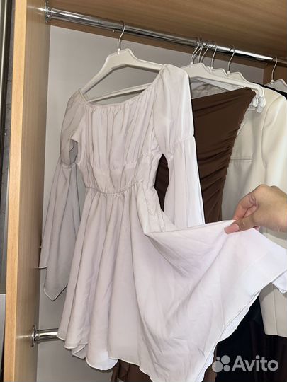 Платье белое beshopping