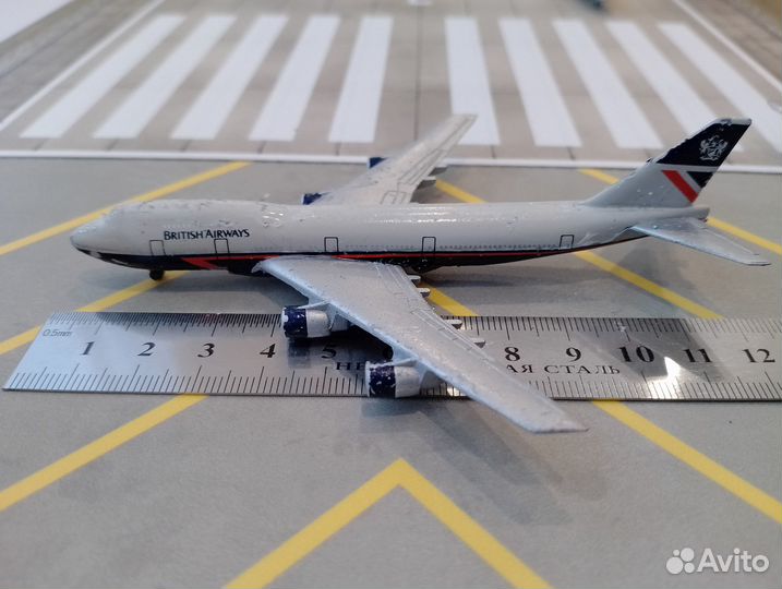 Самолёт Boeing 747 