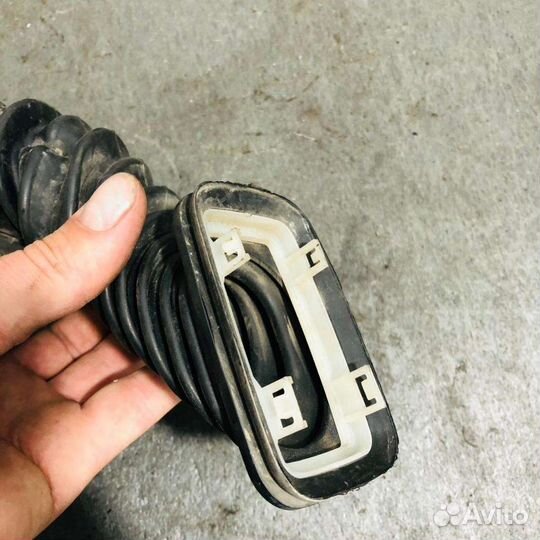 Skoda Octavia A5 гофра двери (Авторазбор Атп)