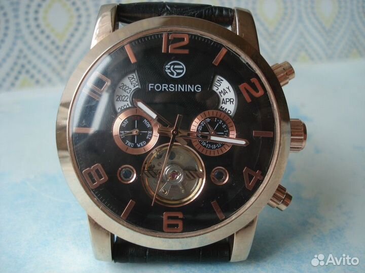 Forsining, пол скелетон, 4-х кнопочные часы