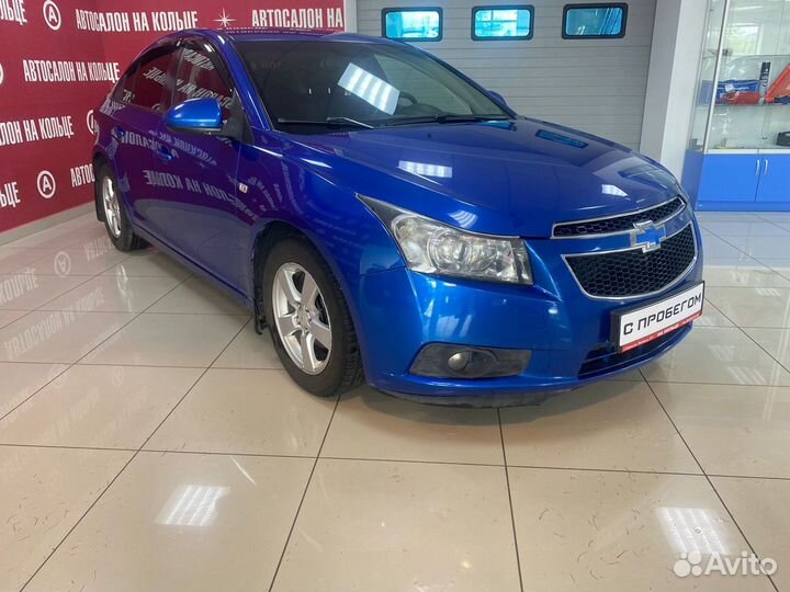 Chevrolet Cruze 1.8 AT, 2011, 196 000 км