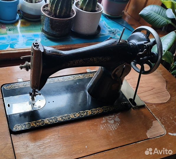 Швейная машина мпз им Калинина (ножная)