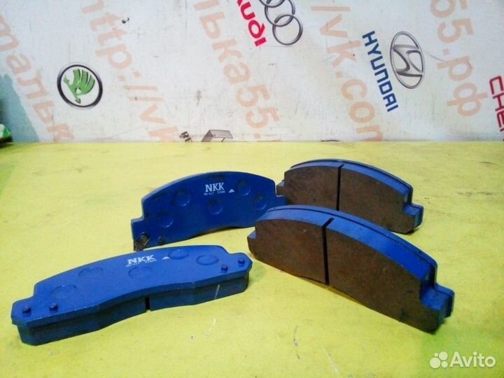 Колодки тормозные дисковые передние новые an-417