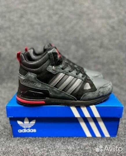 Кроссовки adidas
