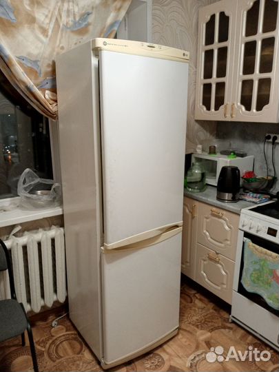 Холодильник на запчасти