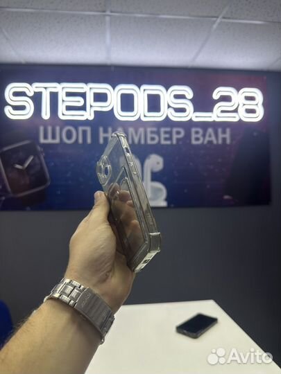 Чехол для iPhone 13