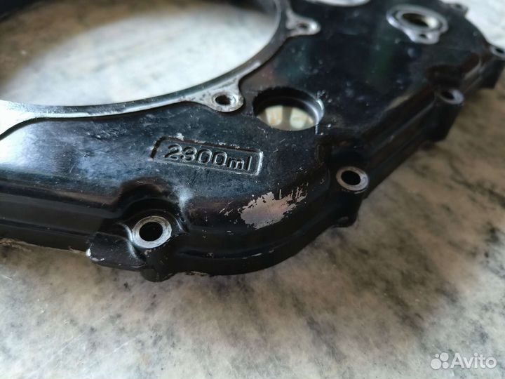 Правая крышка сцепления Suzuki sv400