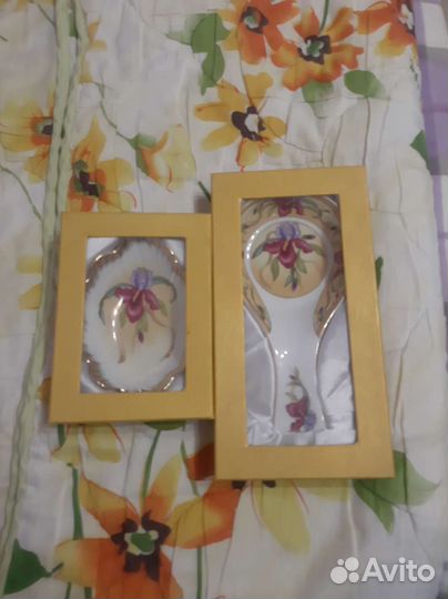 Набор фарфоровой посуды