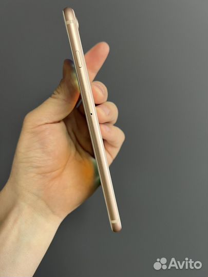 iPhone 8 Plus, 64 ГБ