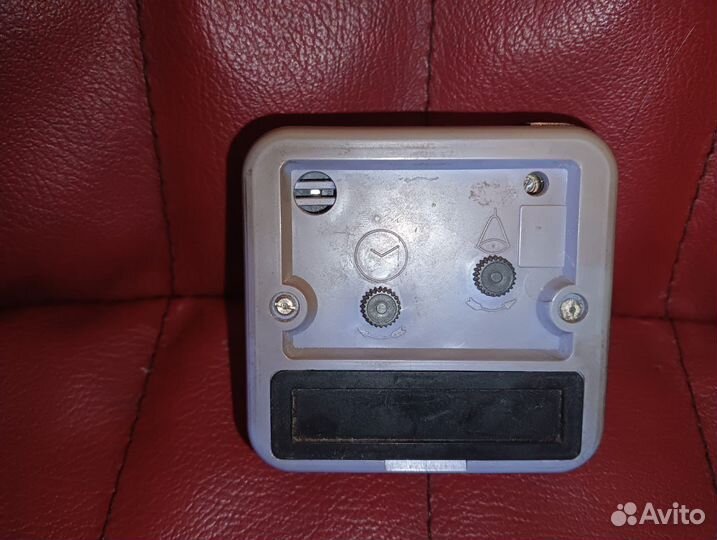 Часы настольные Слава кварц СССР