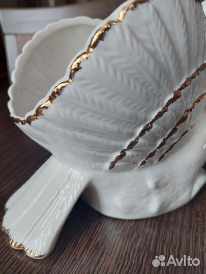 Статуэтка птичка