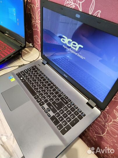 Ноутбук 17 дюймов Acer E5-771
