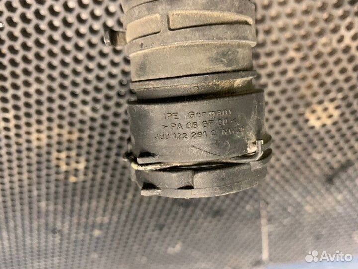 Патрубок системы охлаждения Audi A6 C7 cdnb 2014