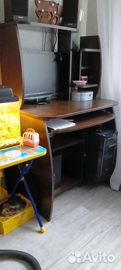 Компьютерный столик бу