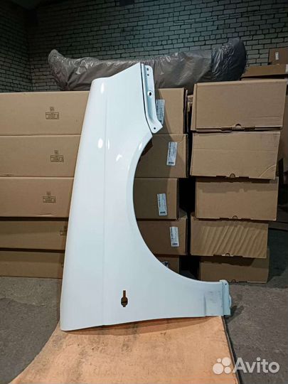 Крыло правое приора цвет белый белое облако