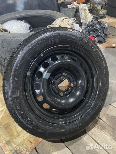 Goodyear Eagle Touring 195/60 R15