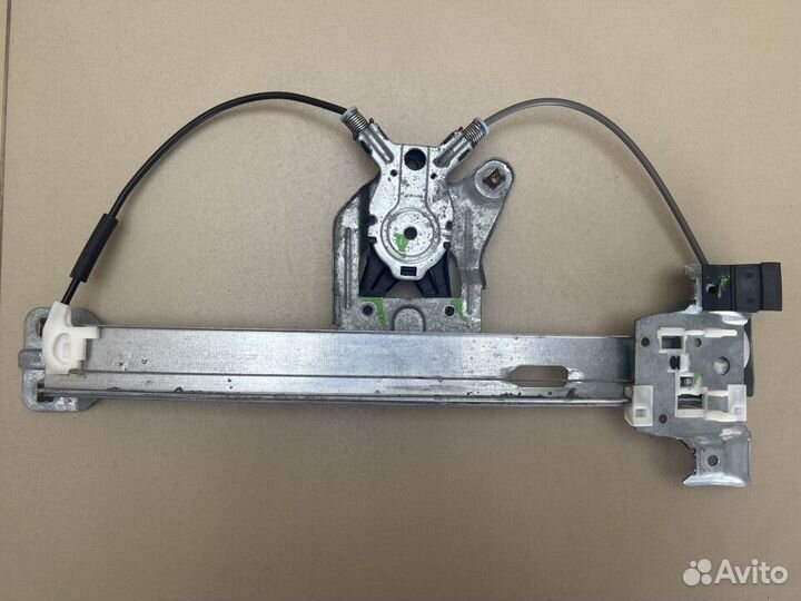 Стеклоподъемник задний левый Cadillac CTS