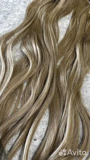 Волосы на заколках