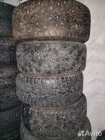 Dunlop Grandtrek AT2 275/40 R20