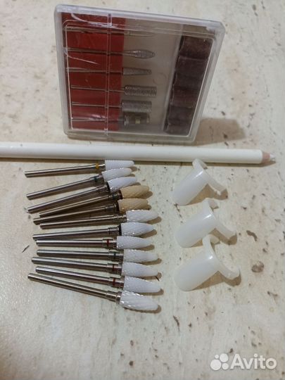 Товары для маникюра