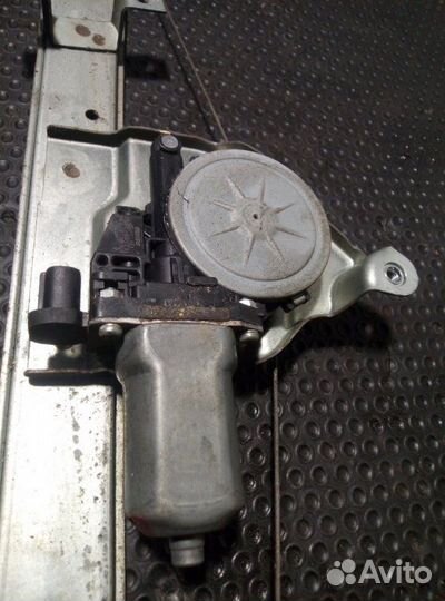 Стеклоподъемник передний правый Mitsubishi Pajero