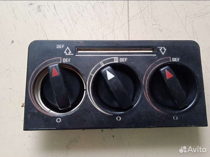 Панель управления отопителя Mercedes w123 мерседес