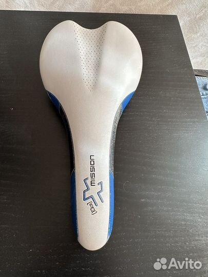 Седло для велосипеда кожаное