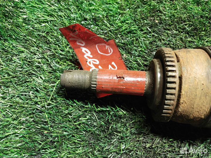 Полуось передняя правая Kia Rio 3