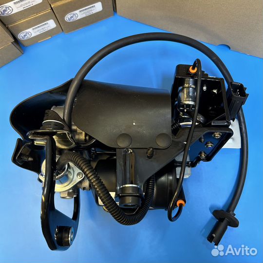 Компрессор пневмоподвески Hitachi Cadillac XTS