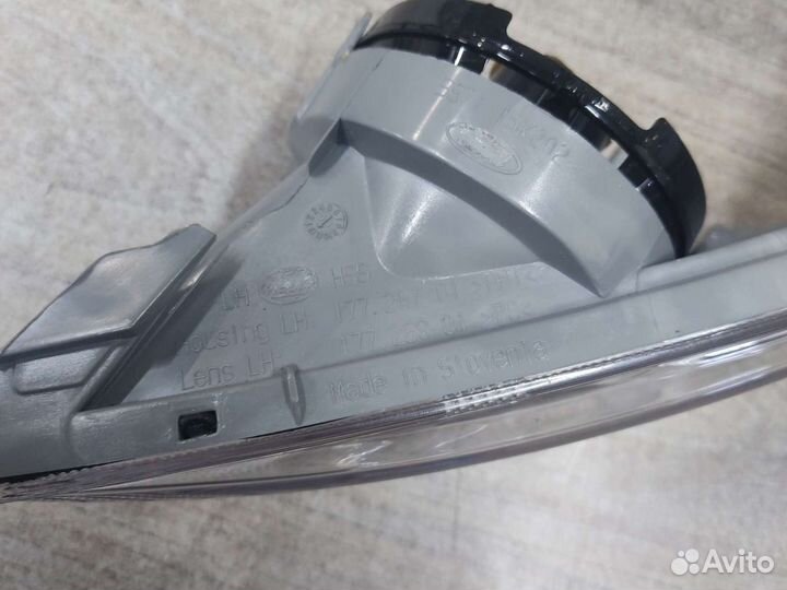 Продам противотуманную фару левую на Ford Mondeo 4