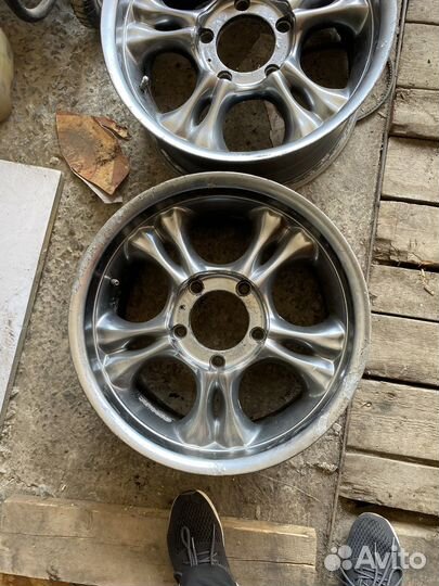 Литые r18 на toyota land Cruzer 100