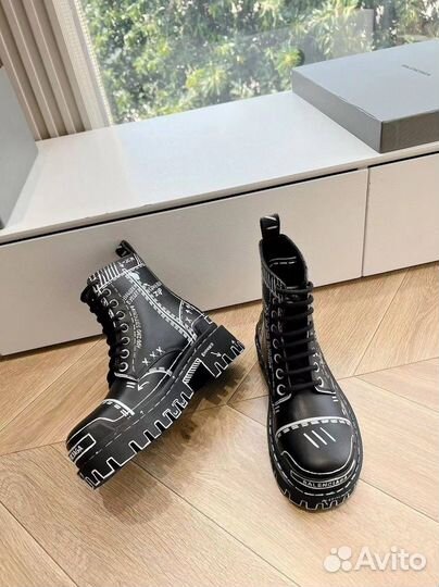 Ботинки Balenciaga