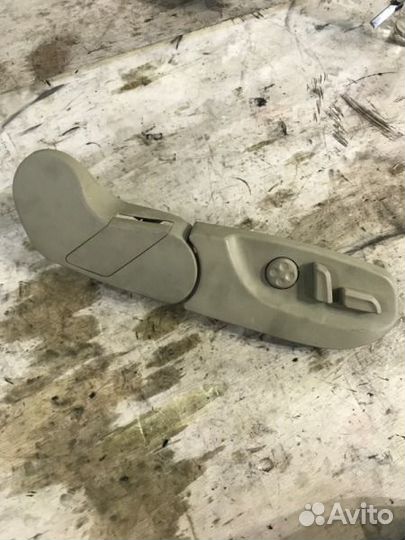 Пластик сиденья правый Audi A4 8ED BWE 2005-2008