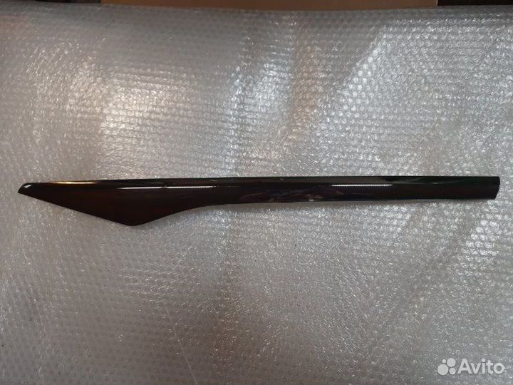 Молдинг двери задний левый Renault Captur 2013+