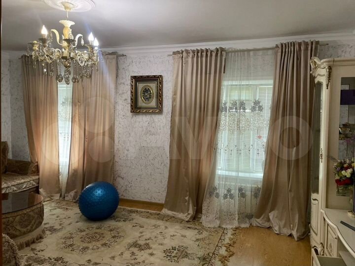 Дом 145 м² на участке 7 сот.