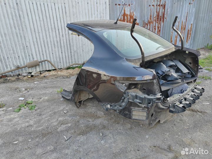 Задняя часть кузова Renault fluence