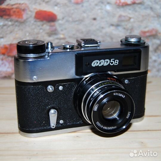 Советский фотоаппарат СССР фэд 5В в коробке с доку