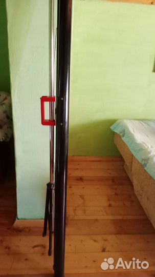 Экран для проектора на штативе